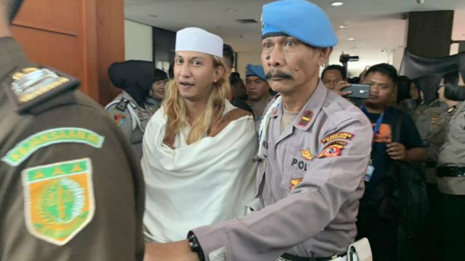 Bahar bin Smith Dilaporkan ke Polisi, Prajurit TNI di Papua Desersi