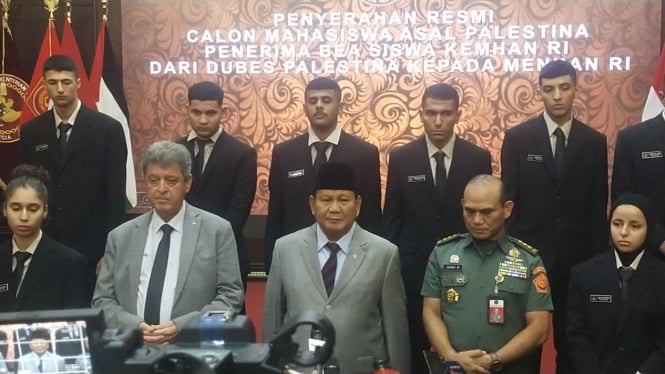 Menhan Prabowo Akan Berangkatkan Kapal Rumah Sakit TNI AL Pembawa Bantuan ke Palestina Besok