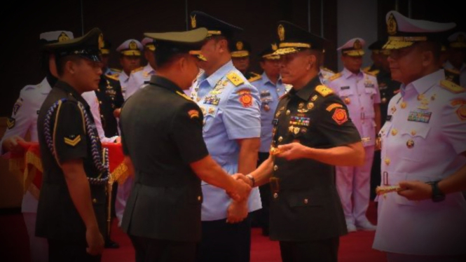 Serahkan Kursi Komandan Polisi Militer, Jenderal Bintang Dua Peraih Adhi Makayasa Tinggalkan TNI