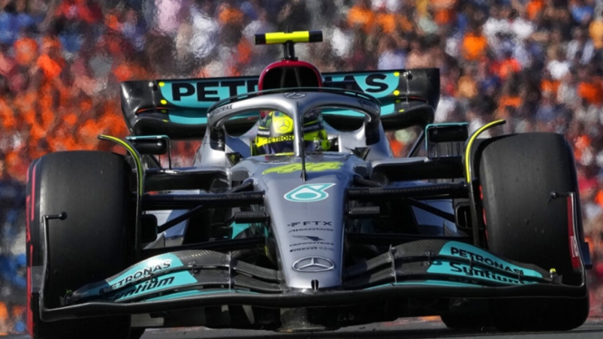 11 Tahun di Mercedes, Lewis Hamilton Resmi Hengkang ke Ferrari