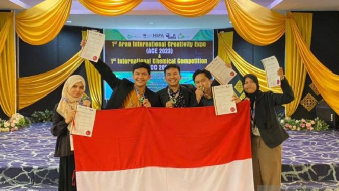 Bikin Permen Obat Reumatik, Tim Mahasiswa Universitas Andalas Sabet Medali Emas