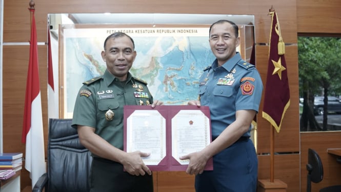 Brigjen Marinir Freddy Resmi Dilantik Jadi Wakapuspen TNI