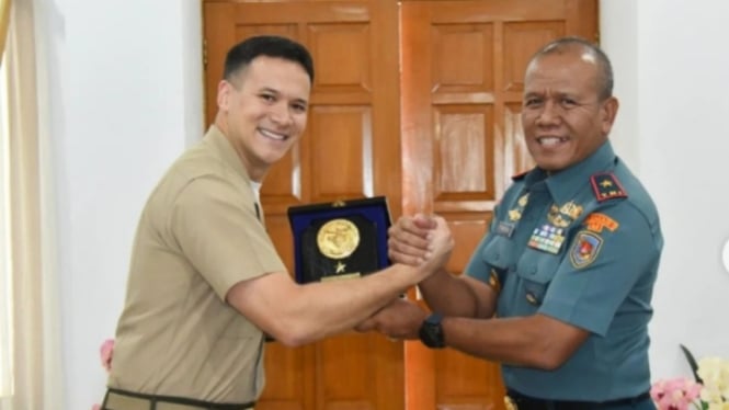 Danpasmar 1 Brigjen TNI Umar Farouq Terima Kunjungan Athan Marinir Amerika Serikat