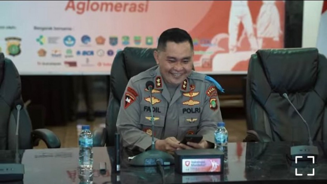 Irjen Fadil Ngakak, Bambang Bandingkan Harga BBM 3 Presiden