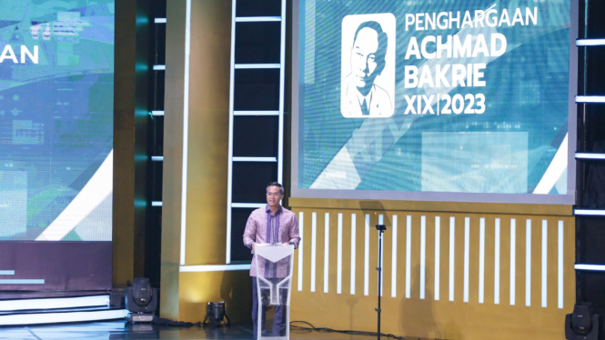 JK, Luhut, Erick Thohir, Sampai Airlangga Hadiri Penghargaan Achmad Bakrie XIX