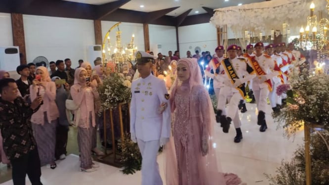 Kabar Bahagia TNI, Sarah Puspita Sah Dinikahi Sersan Polisi Militer Hantu Laut Marinir