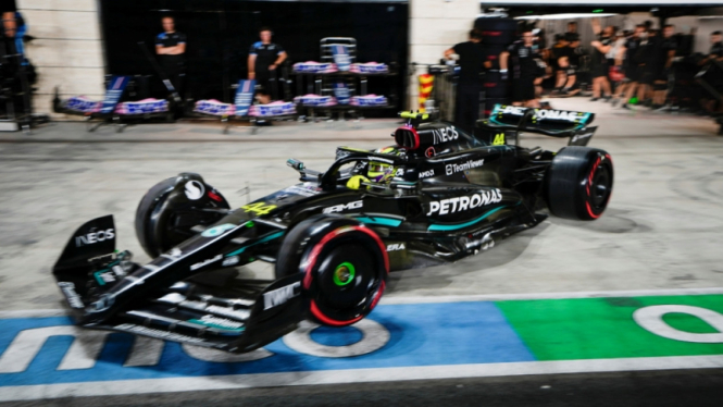 Lewis Hamilton Ingin Tampil di F1 hingga Usia Kepala 4
