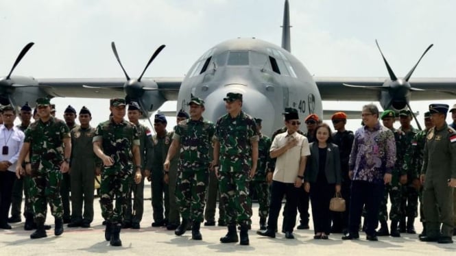 Panglima TNI Puji Prajurit yang Berhasil Terjunkan Bantuan Kemanusiaan untuk Korban Perang Gaza