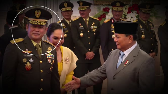 Peristiwa Kocak Tak Disadari Jenderal TNI Maruli saat Foto Bareng Prabowo di Istana Presiden