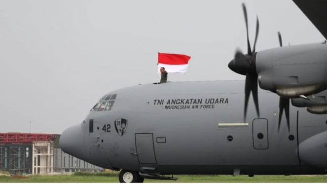 Pesawat Kelima Super Hercules C-130J TNI AU Pesanan Menhan Prabowo Tiba di Indonesia