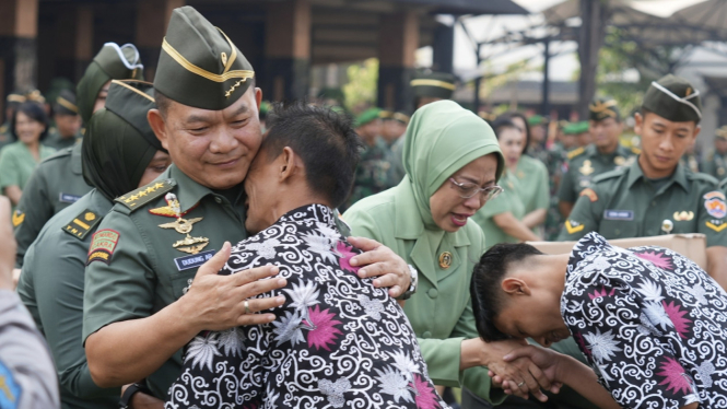 Purna Tugas dari Prajurit Aktif TNI, Jenderal Dudung Pilih Ngajar dan Bertani Demi Cari Sesuap Nasi