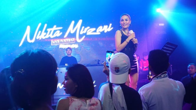Putus dari Mantan, Nikita Mirzani Beberkan Mantan Kekasihnya Lebih Pilih LC Karaoke