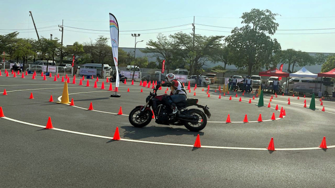 Totalitas AHM Mengikuti Kompetisi Safety Riding di Luar Negeri