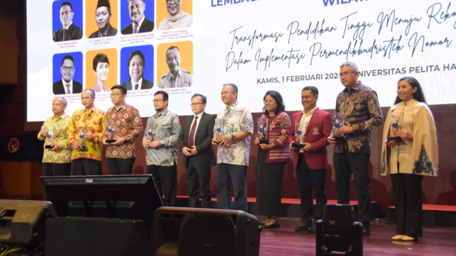 Universitas Mercu Buana Sabet 7 Penghargaan dari LLDIKTI III