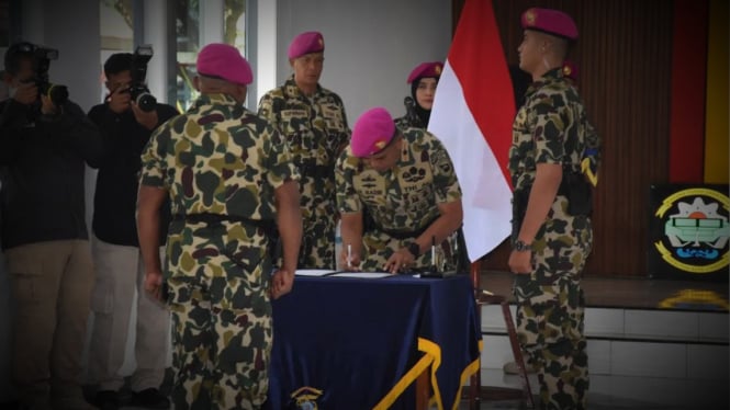 10 Hari Tinggalkan Pulau 1 Derajat Ekuator, Kolonel Karlos Melesat Jadi Pejabat Top Marinir 2 TNI