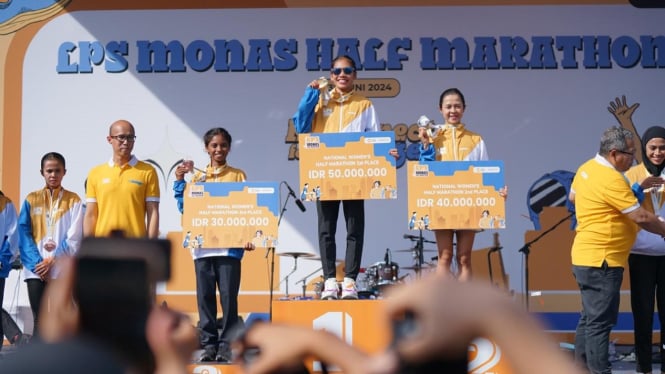 5 Ribu Pelari dari 21 Negara Ramaikan LPS Monas Half Marathon 2024