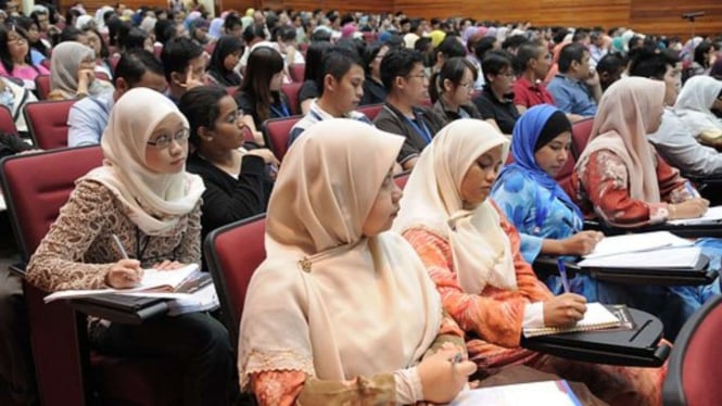 7 Jurusan Kuliah yang Cocok Jika Kamu Bercita-cita Jadi PNS, Minat?
