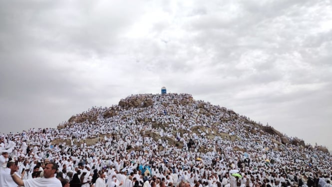 Arafah dan Jabal Rahmah: Simbol Penting dalam Ibadah Haji