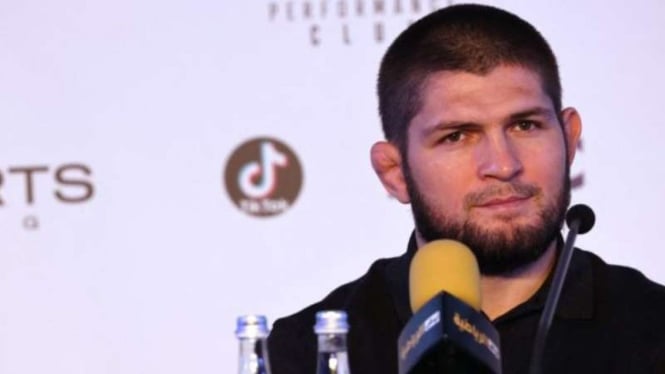 Khabib Emosi ke Juri UFC Usai Islam Makhachev Dicurangi