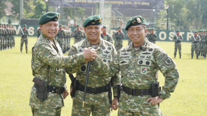 Mayjen TNI Anton Resmi Jabat Panglima Divisi Infanteri 2 Kostrad Gantikan Mayjen Haryanto