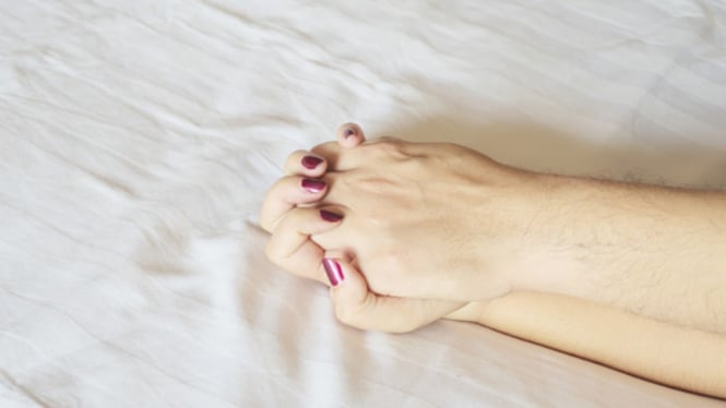 Menurut Riset Cowok Cuma Tahan 6 Menit, Ini 4 Posisi Seks Biar Suami Lebih Tahan Lama di Ranjang