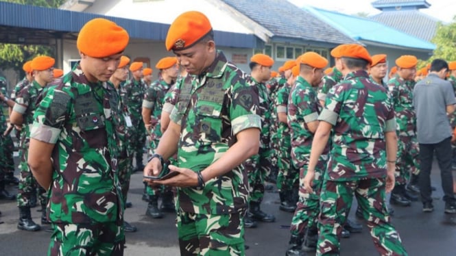 Oknum TNI Banyak Terlibat Judi Online, Asintel Kopasgat Turun Tangan Cek Gawai Pasukan Baret Jingga