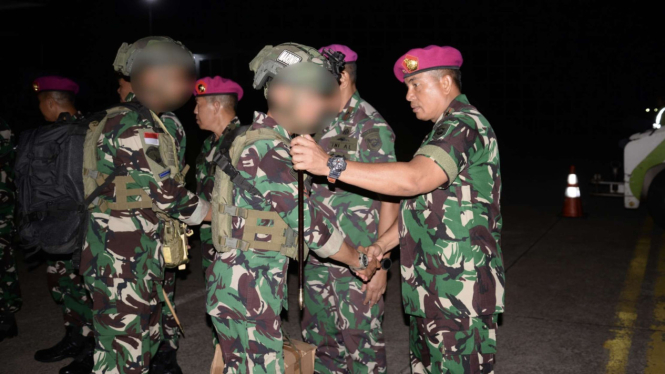Penuh Bangga, Dankormar Lepas Ratusan Prajurit Satgas Pamtas Mobile RI-PNG Yonif 6 Marinir ke Papua