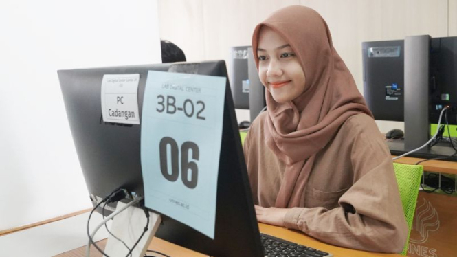 UTBK 2024 Dimulai, 11.091 Peserta SNBT Ikuti Tes di UNNES Semarang