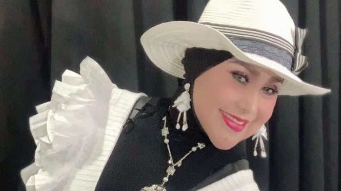 Berduka Puput Novel Meninggal, Elvy Sukaesih dan Bunda Corla Kirim Doa