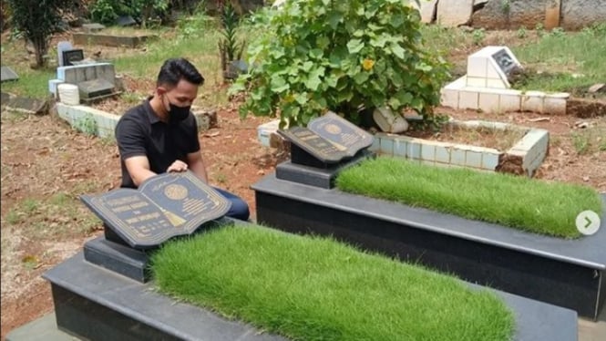 Ziarah ke Makam Vanessa Angel, Tubagus Joddy Minta Maaf