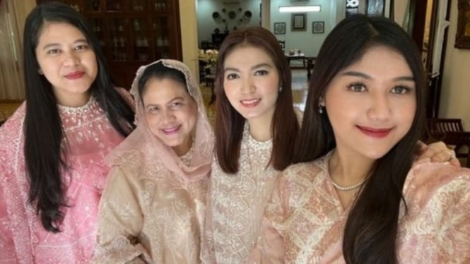 Di Balik Kecantikan Iriana Hingga Erina Gudono, MUA Keluarga Jokowi Harus Dapet Izin dari Sosok Ini