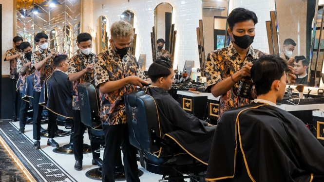 Dari Klasik hingga Modern, Ini Rekomendasi Lima Barbershop Terbaik di Surabaya