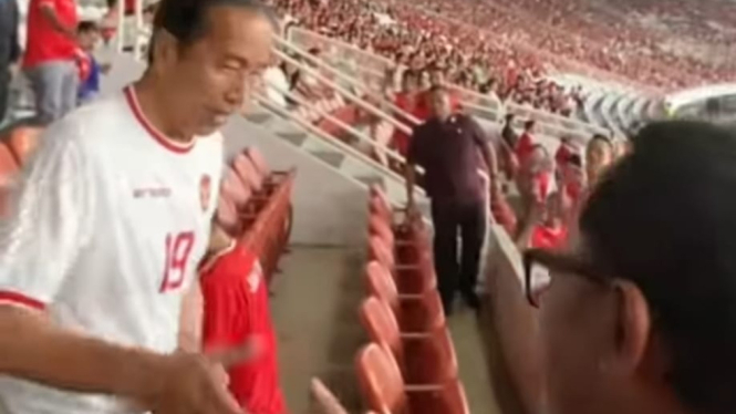 Momen Jokowi Full Senyum Saksikan Langsung Timnas Indonesia Bekuk Arab Saudi di GBK