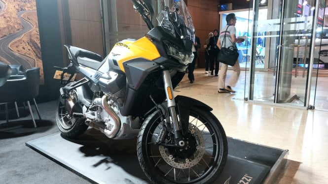 Moto Guzzi Stelvio Kena Diskon Ratusan Juta di GJAW 2024