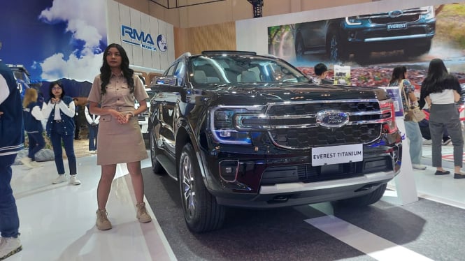 Next-Gen Ford Everest Titanium: Si Mobil Gagah yang Aman untuk Keluarga