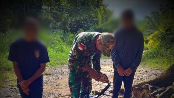 Prajurit Guntur Geni Kostrad TNI Sergap 2 Pria Misterius di Hutan Batas Negara, Ternyata Yopi dan Dino