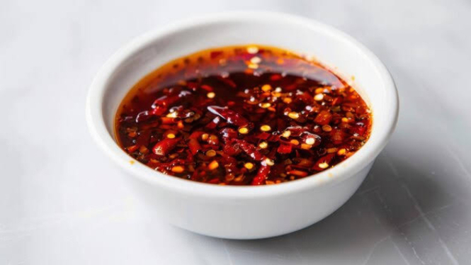 Resep Homemade Chili Oil, Si Pedas Gurih yang Bikin Makanan Lebih Nagih!